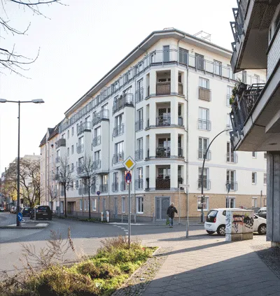 helle 3 Zimmerwohnung mit Balkon — photo 1